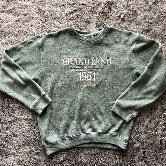 Grand Bend Crewneck Sweater - Picture 1 of 5